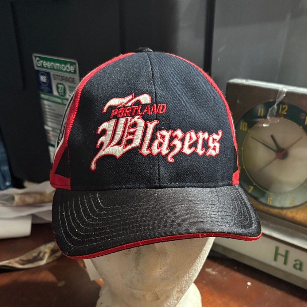 Vintage 1990’s hard hat to find tons of embroideryPuma Black and Red Blazers Hat